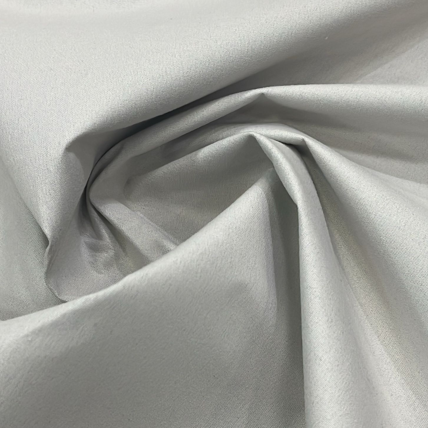 TECIDO BLACK OUT MF LINNING DUPLA FACE BEGE COM BRANCO (BLOQUEIA 100% DA LUZ) - 100% POLIÉSTER - COM 2,80 LG