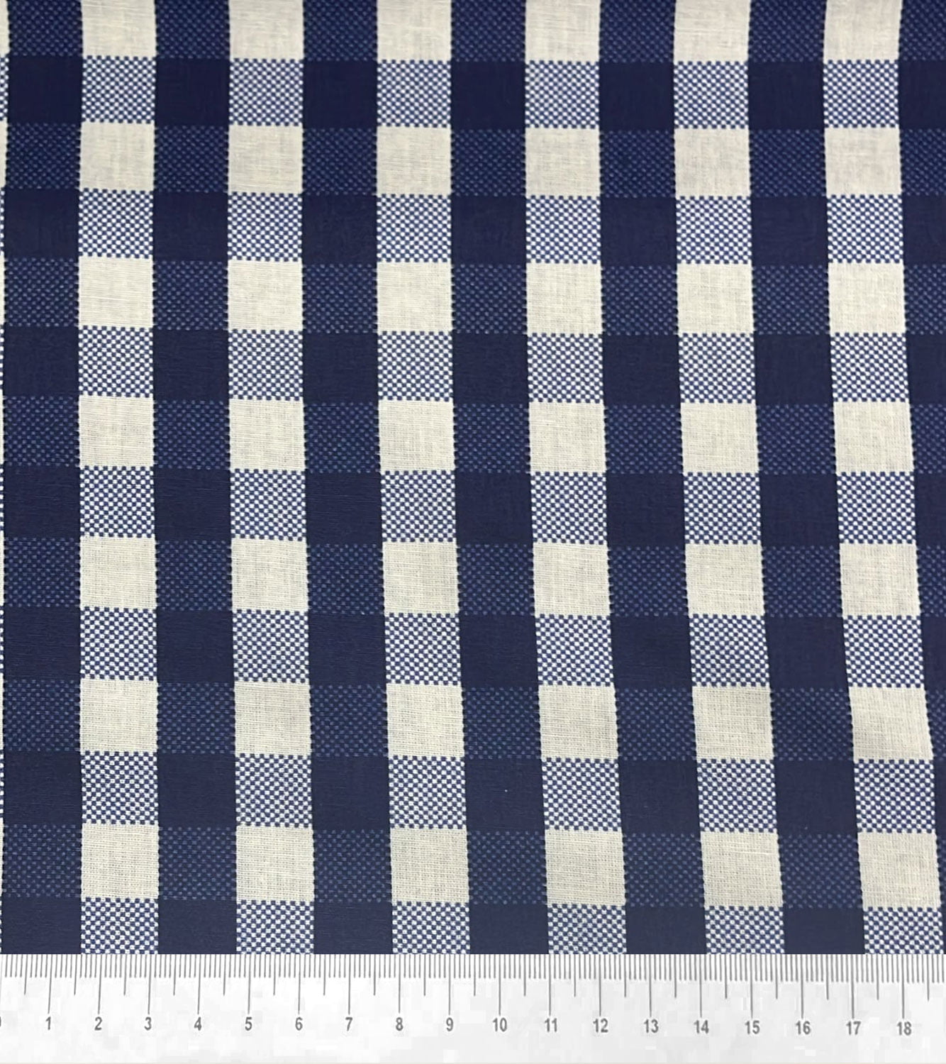 TECIDO TRICOLINE ESTAMPADA XADREZ MARINHO COM BRANCO 100% ALGODÃO COM 1,50 LG