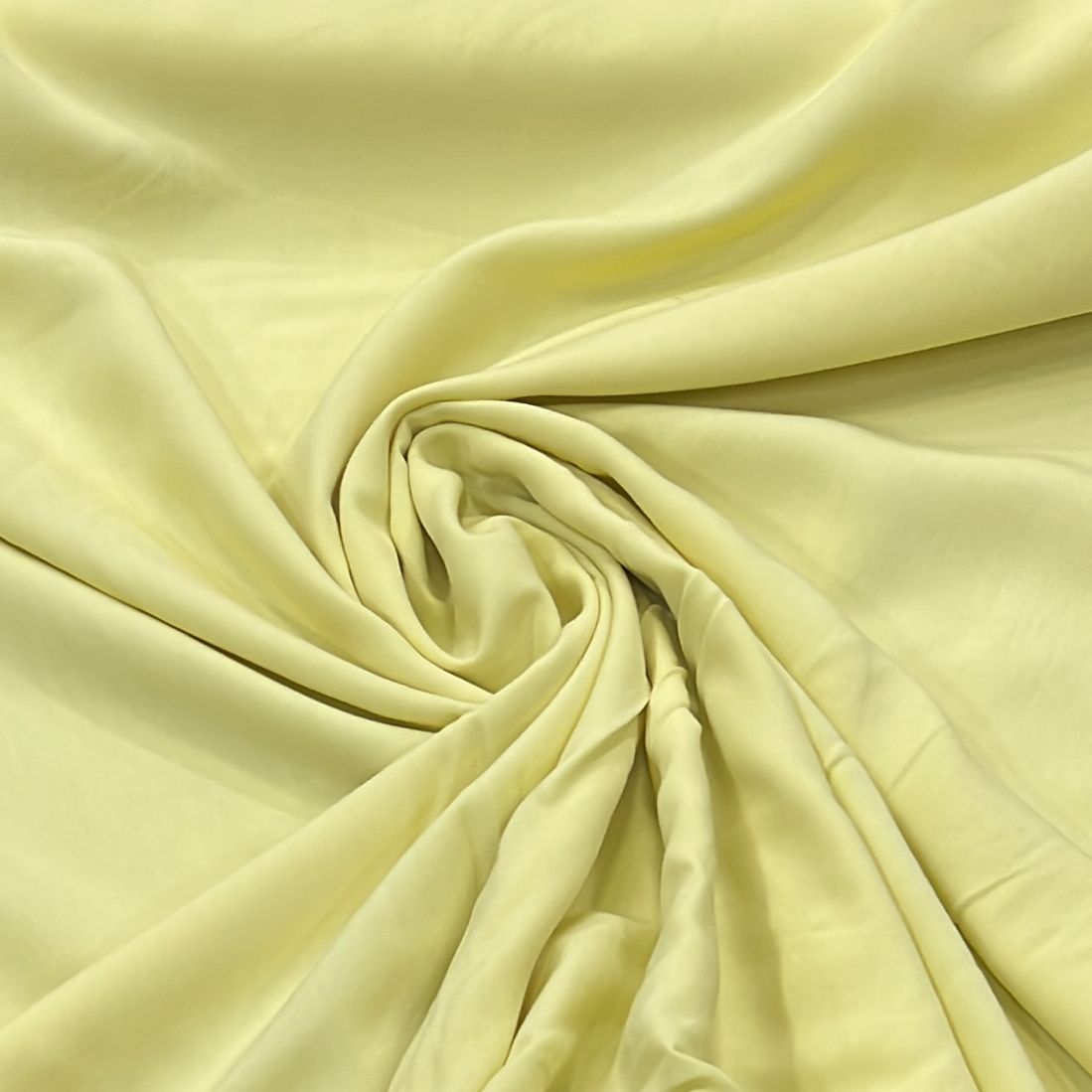TECIDO VISCOSE LISA COR AMARELO CLARO 100% VISCOSE COM 1,40 LG